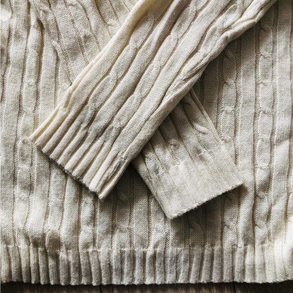 Sandra LF. Oliveira Classic Cable Knit V Neck Sweater in Off White Size M - Picture 5 of 9